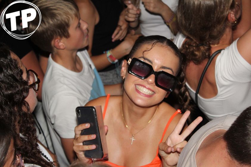 369592371 684959796992760 6585174552768303755 n